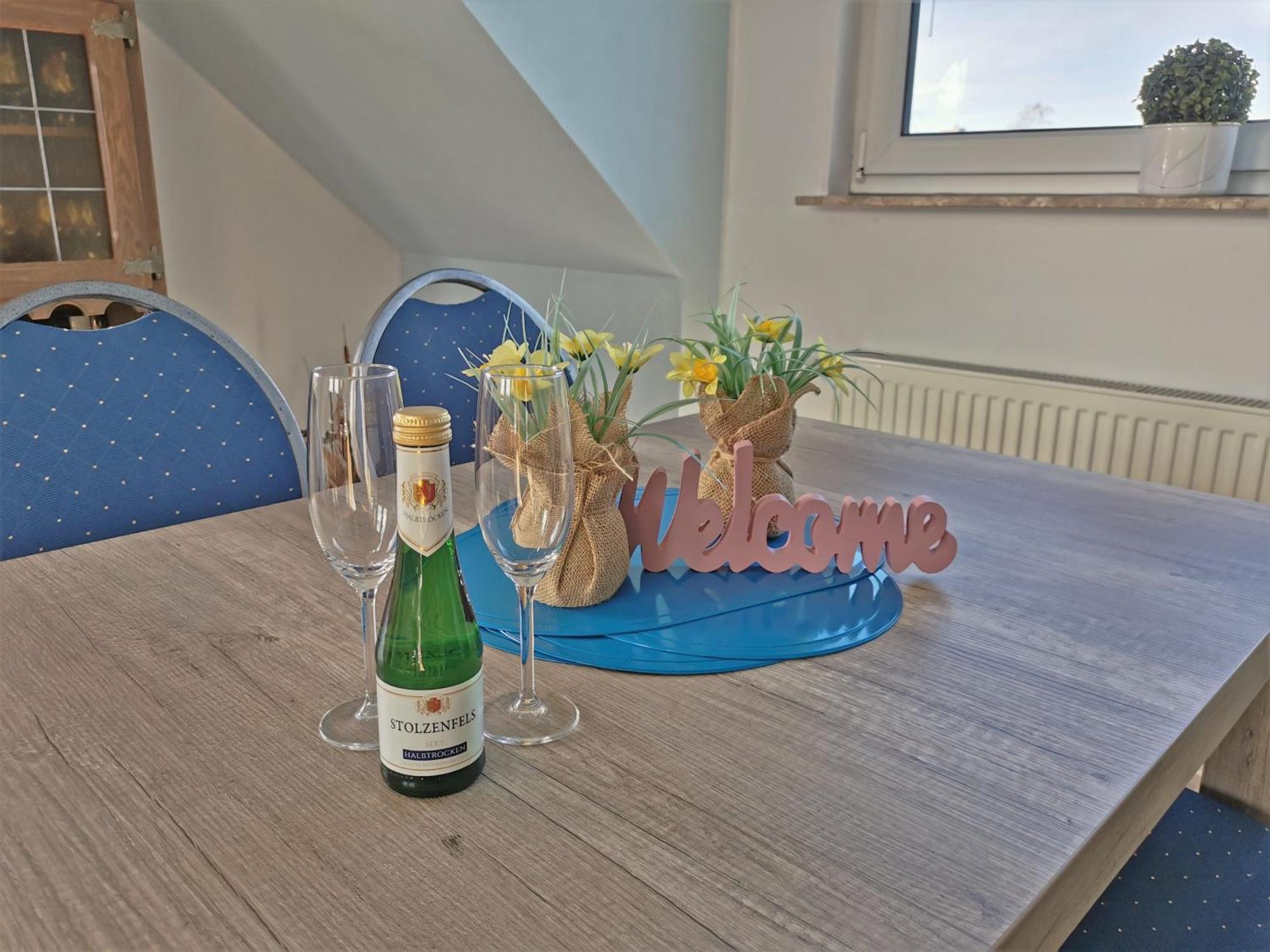 Thiessen - Ferienwohnung Mit Sonnigem Balkon Silberstedt Ngoại thất bức ảnh